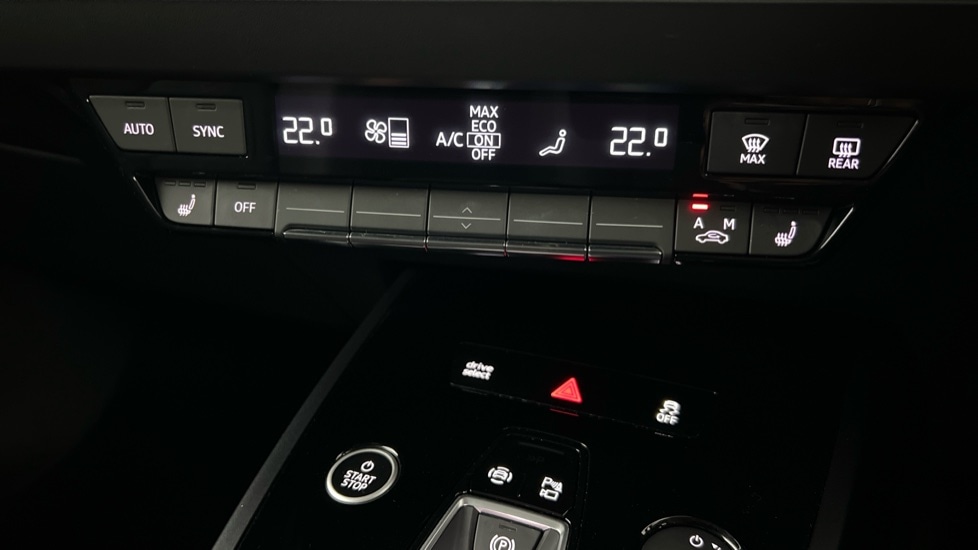 Used Audi Q4 e-tron 2024 for sale - 76302290: Photo 35