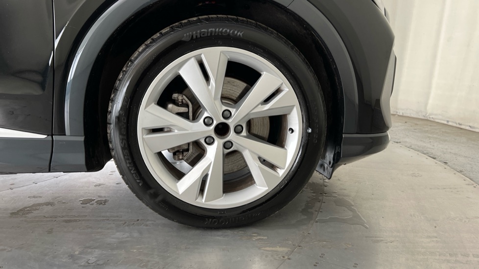 Used Audi Q4 e-tron 2024 for sale - 76302290: Photo 5
