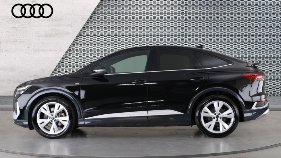 Used Audi Q4 e-tron 2024 for sale - 76302290: Photo 9