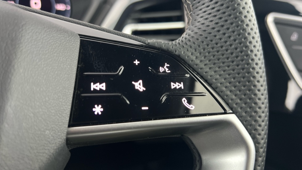 Used Audi Q4 e-tron 2024 for sale - 76873360: Photo 42