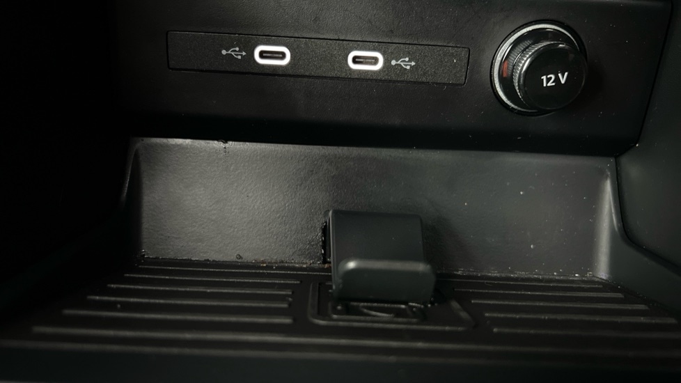 Used Audi Q4 e-tron 2024 for sale - 76873360: Photo 45