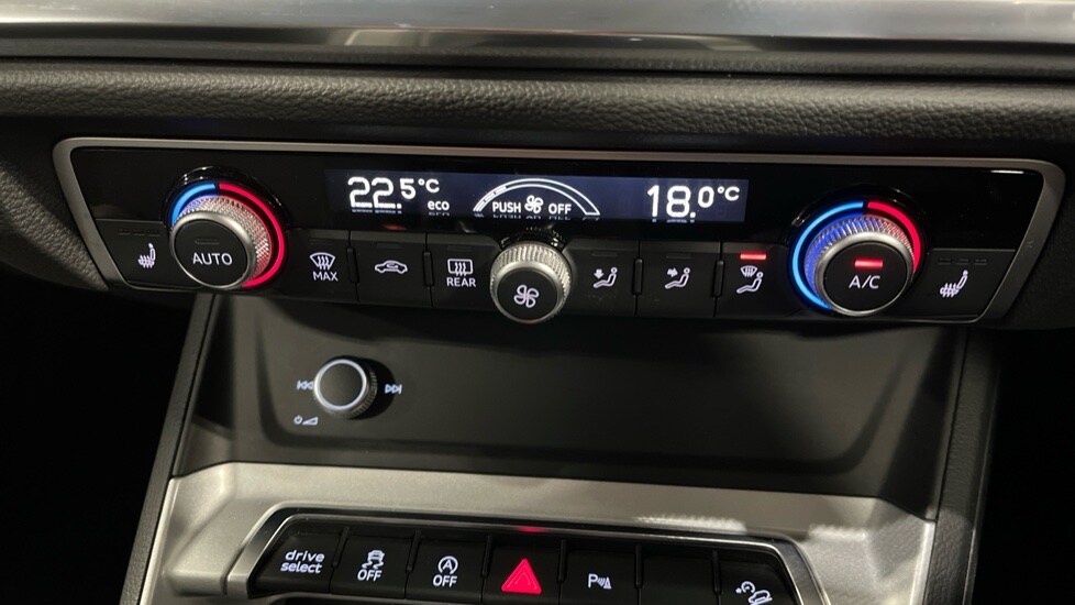Used Audi Q3 2023 for sale - 76203730: Photo 16