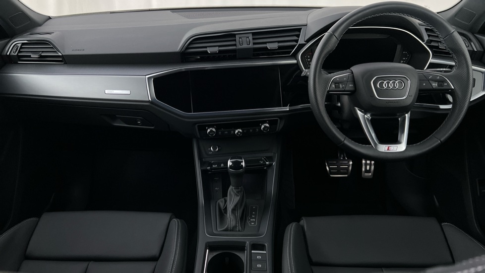 Used Audi Q3 2024 for sale - 76869035: Photo 12