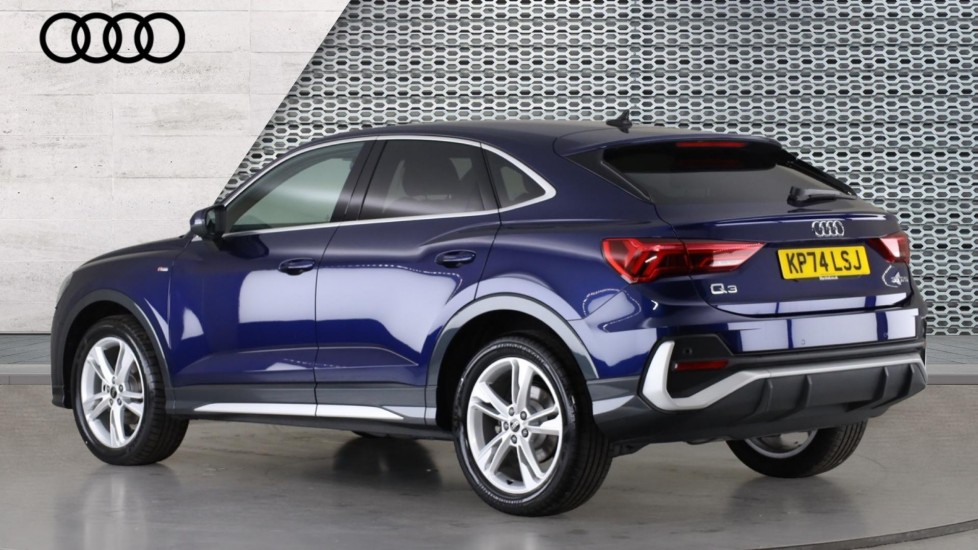 Used Audi Q3 2024 for sale - 76869035: Photo 3