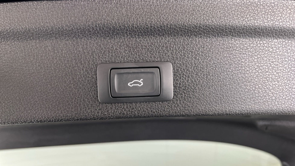 Used Audi Q3 2024 for sale - 76869035: Photo 37