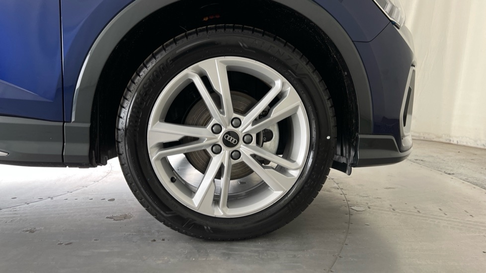 Used Audi Q3 2024 for sale - 76869035: Photo 5