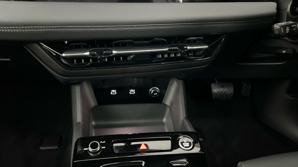 Used Audi Q6 e-tron 2025 for sale - 76874797: Photo 16