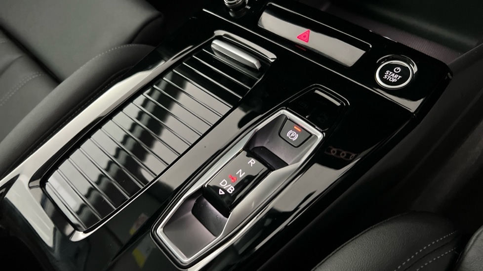 Used Audi Q6 e-tron 2025 for sale - 76874797: Photo 19