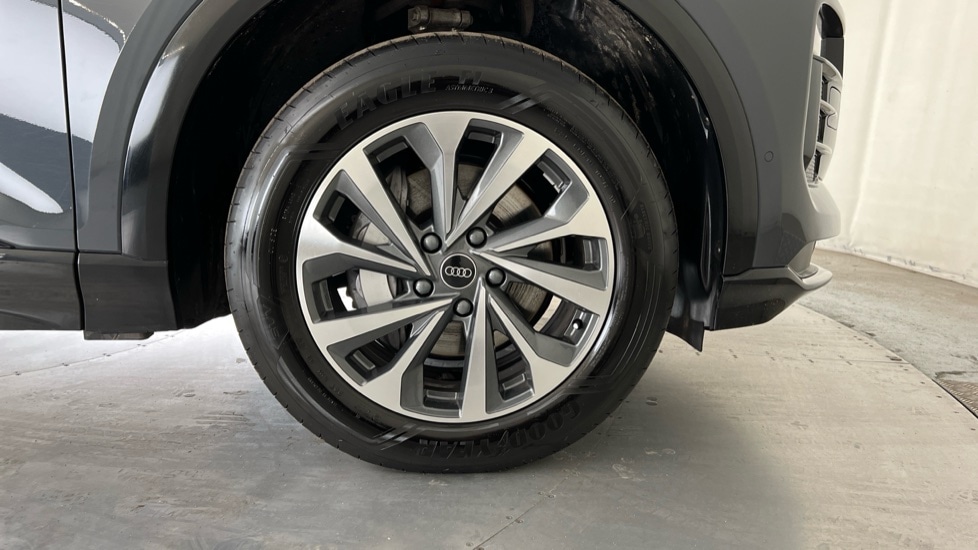 Used Audi Q6 e-tron 2025 for sale - 76874797: Photo 5