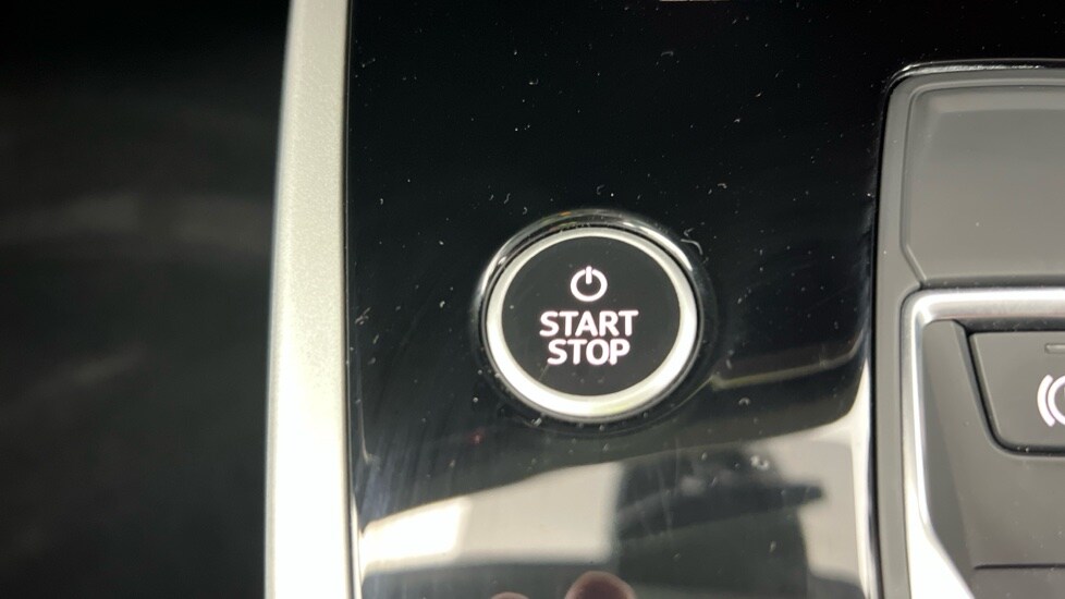 Used Audi Q4 e-tron 2022 for sale - 75929708: Photo 40