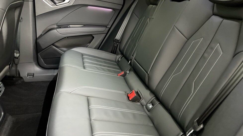 Used Audi Q4 e-tron 2024 for sale - 76914991: Photo 15