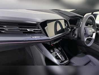 Used Audi Q4 e-tron 2024 for sale - 76914991: Photo