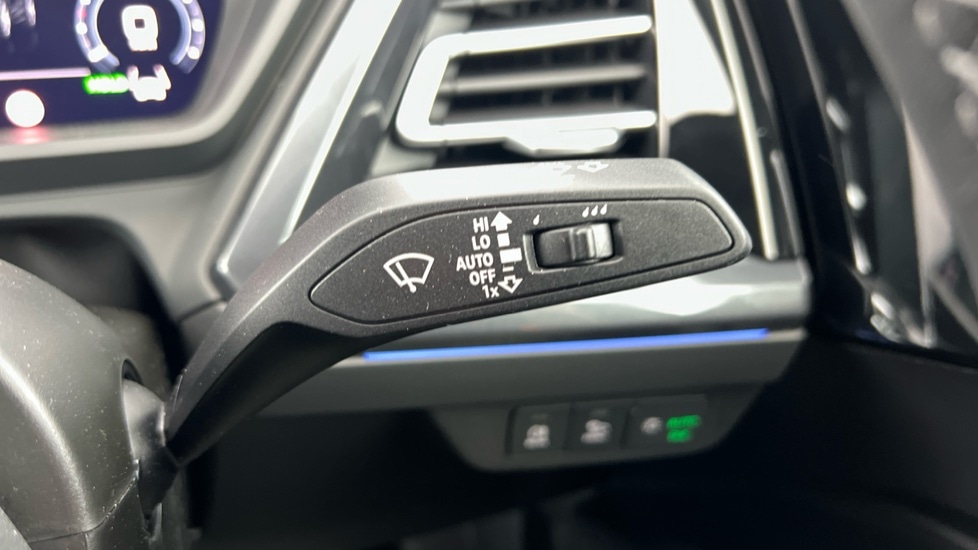 Used Audi Q4 e-tron 2025 for sale - 77050906: Photo 33