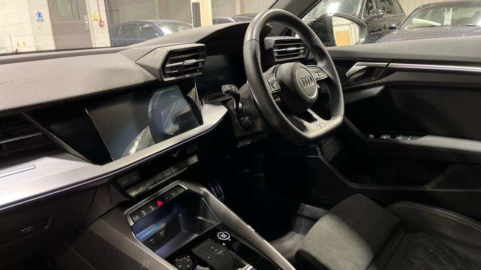 Used Audi A3 2021 for sale - 76563853: Photo 2