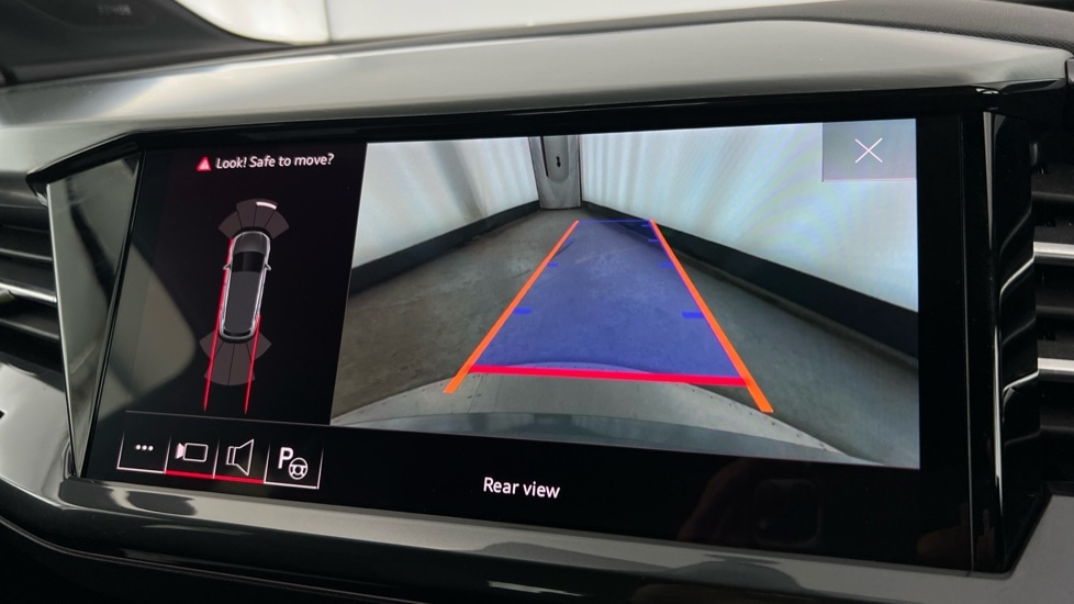 Used Audi Q4 e-tron 2022 for sale - 76873345: Photo 36