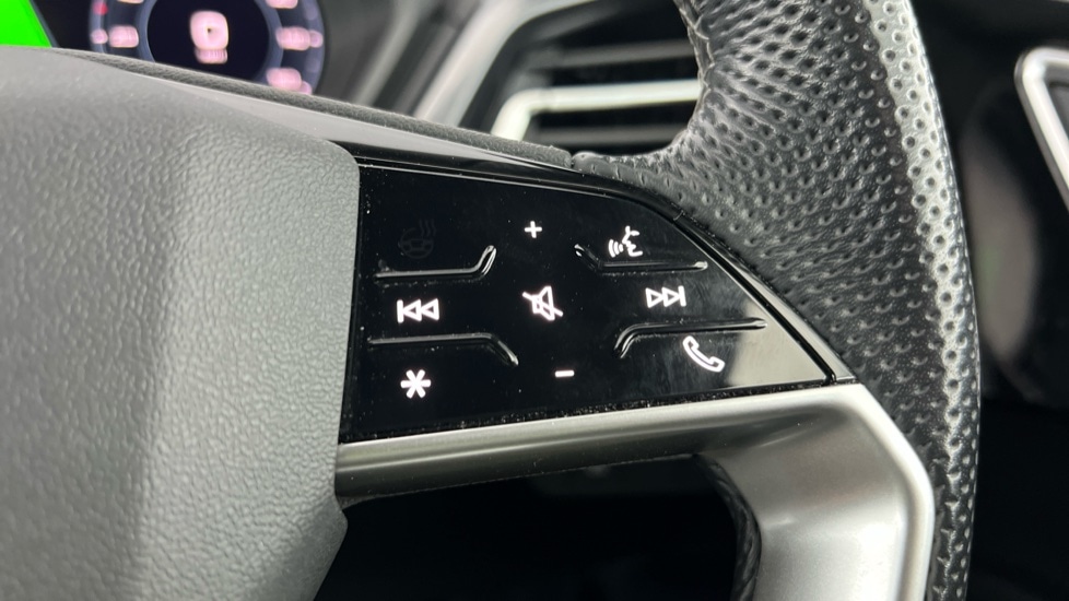 Used Audi Q4 e-tron 2022 for sale - 76873345: Photo 42