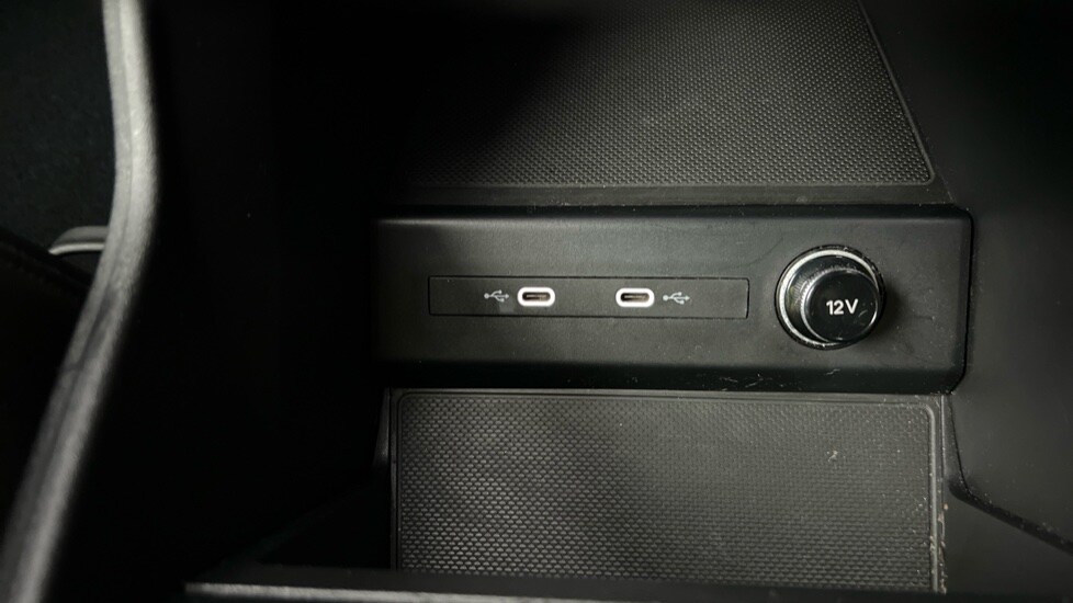 Used Audi Q4 e-tron 2022 for sale - 76873345: Photo 44