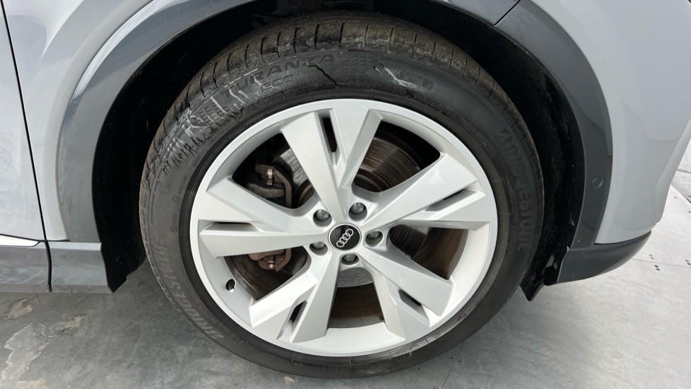 Used Audi Q4 e-tron 2022 for sale - 76873345: Photo 5