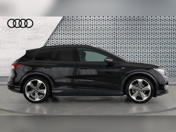 Used Audi Q4 e-tron 2024 for sale - 76834747: Photo