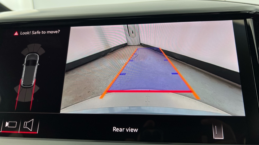 Used Audi Q4 e-tron 2024 for sale - 76514880: Photo 45