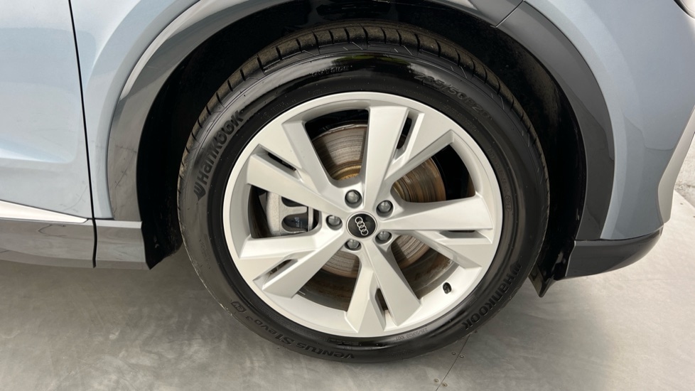 Used Audi Q4 e-tron 2024 for sale - 76514880: Photo 5