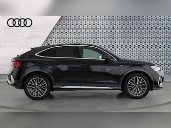 Used Audi Q3 2021 for sale - 75471101: Photo