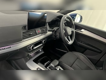 Used Audi Q5 2024 for sale - 76172406: Photo