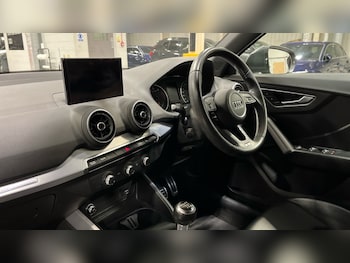 Used Audi Q2 2018 for sale - 76191060: Photo