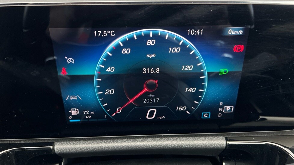 Used Mercedes-Benz GLA 2022 for sale - 76552542: Photo 13