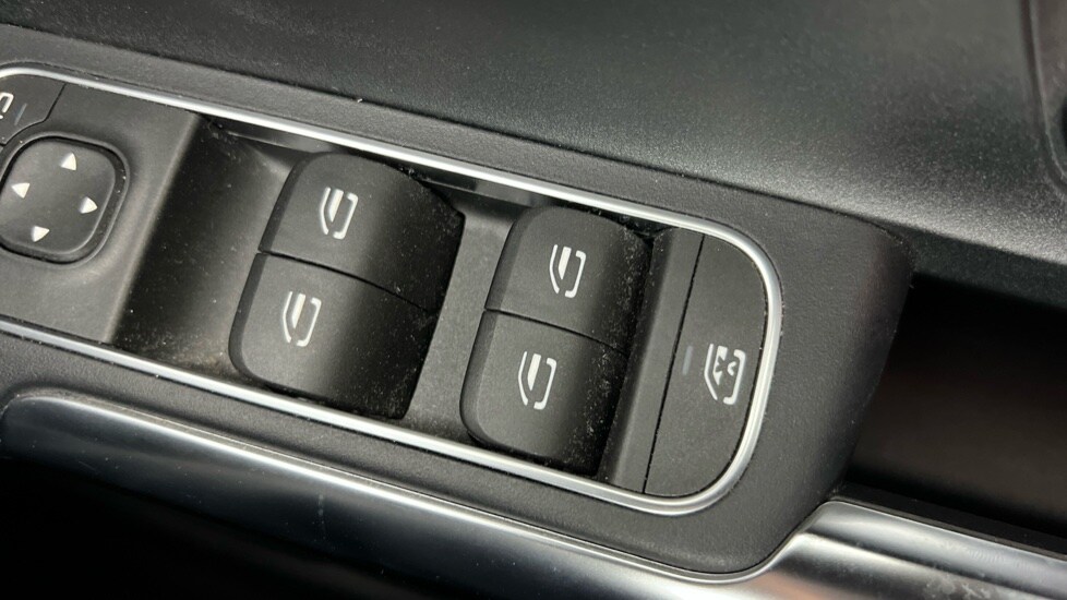 Used Mercedes-Benz GLA 2022 for sale - 76552542: Photo 36