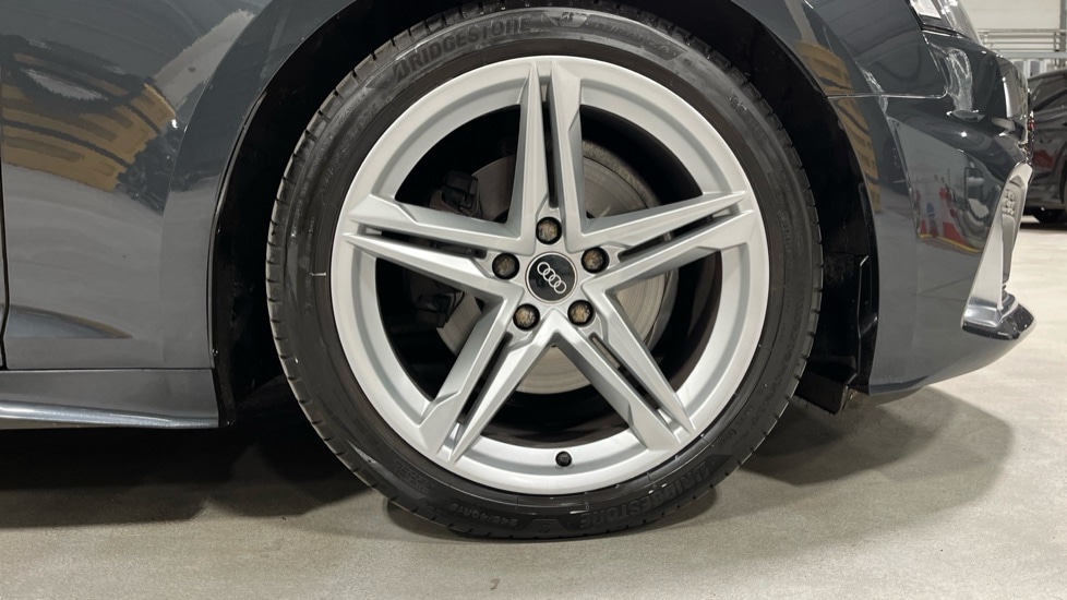 Used Audi A5 2021 for sale - 76872805: Photo 5