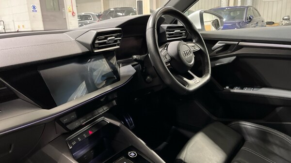 Used Audi A3 2021 for sale - 76112354: Photo 2