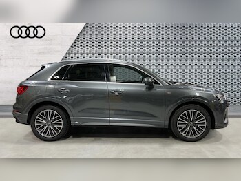 Used Audi Q3 2022 for sale - 75902166: Photo