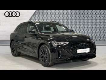 2023 - Audi Q8