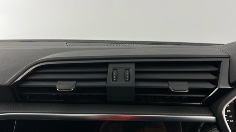 Used Audi Q3 2025 for sale - 76874635: Photo 16