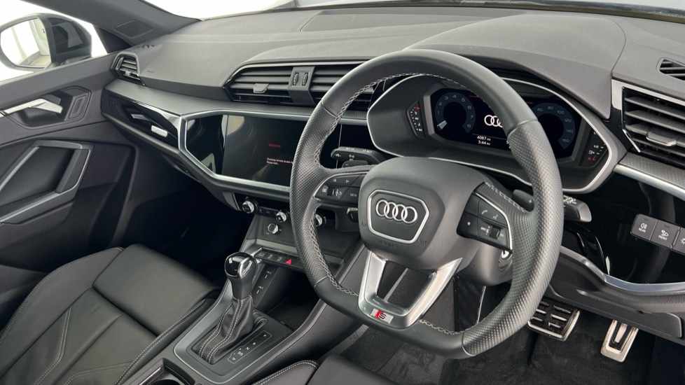 Used Audi Q3 2025 for sale - 76874635: Photo 6