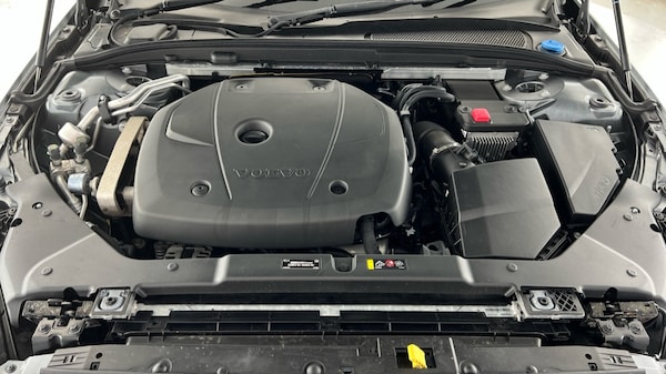 Used Volvo V60 2019 for sale - 75471048: Photo 16