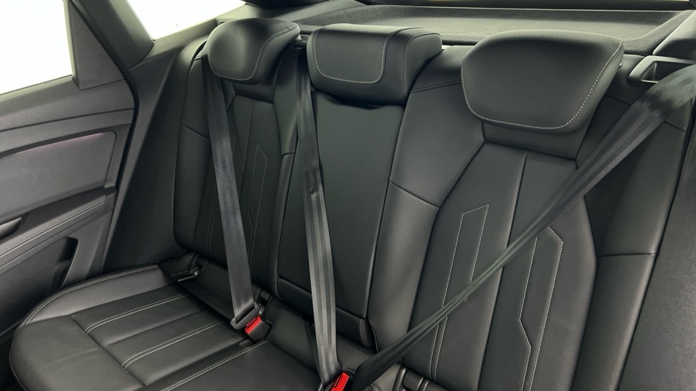 Used Audi Q4 e-tron 2024 for sale - 76302236: Photo 15