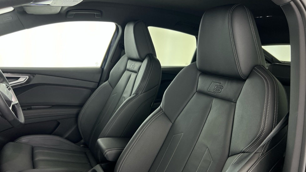 Used Audi Q4 e-tron 2024 for sale - 76302236: Photo 17