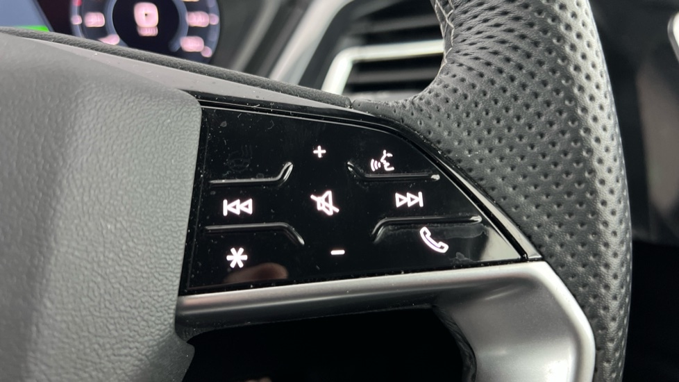 Used Audi Q4 e-tron 2024 for sale - 76302236: Photo 27