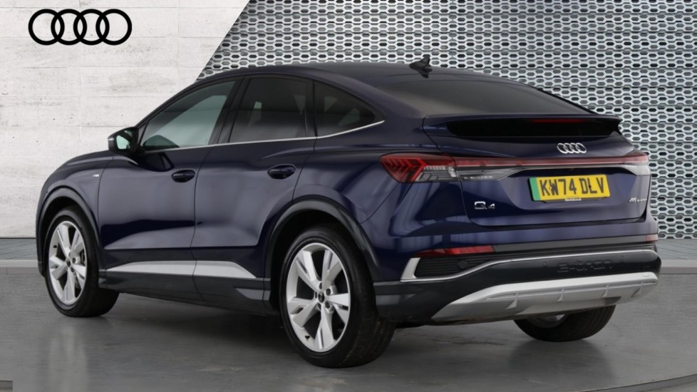 Used Audi Q4 e-tron 2024 for sale - 76302236: Photo 3