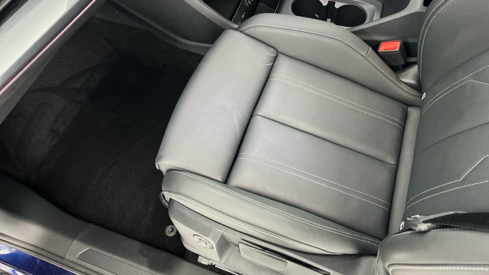 Used Audi Q4 e-tron 2024 for sale - 76302236: Photo 31
