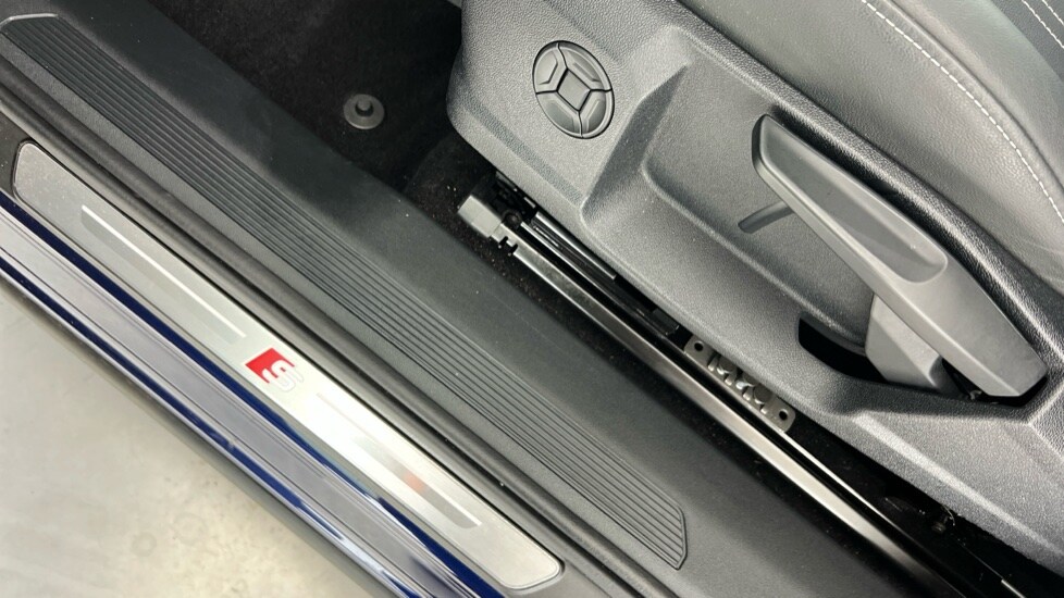 Used Audi Q4 e-tron 2024 for sale - 76302236: Photo 36