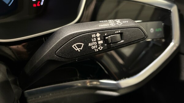 Used Audi Q3 2023 for sale - 75682808: Photo 30