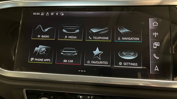 Used Audi Q3 2023 for sale - 75682808: Photo 46