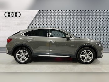 Used Audi Q3 2025 for sale - 75471487: Photo