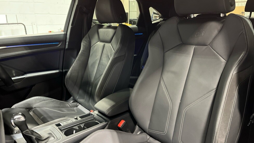 Used Audi Q3 2020 for sale - 76745300: Photo 17