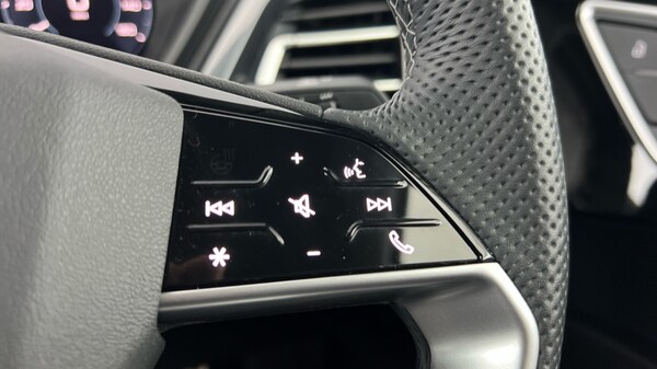 Used Audi Q4 e-tron 2024 for sale - 76272901: Photo 37