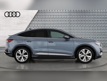Used Audi Q4 e-tron 2024 for sale - 76272901: Photo 4