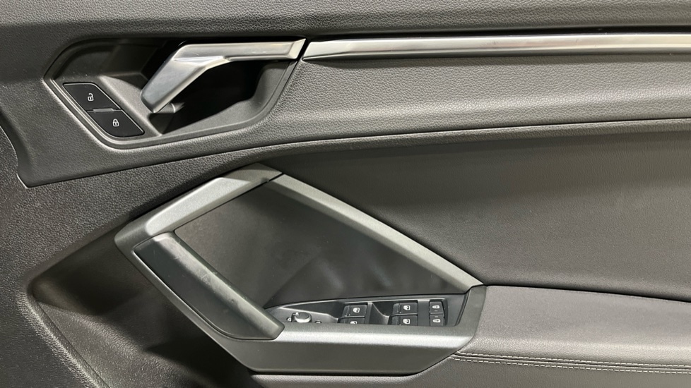 Used Audi Q3 2020 for sale - 76447200: Photo 28